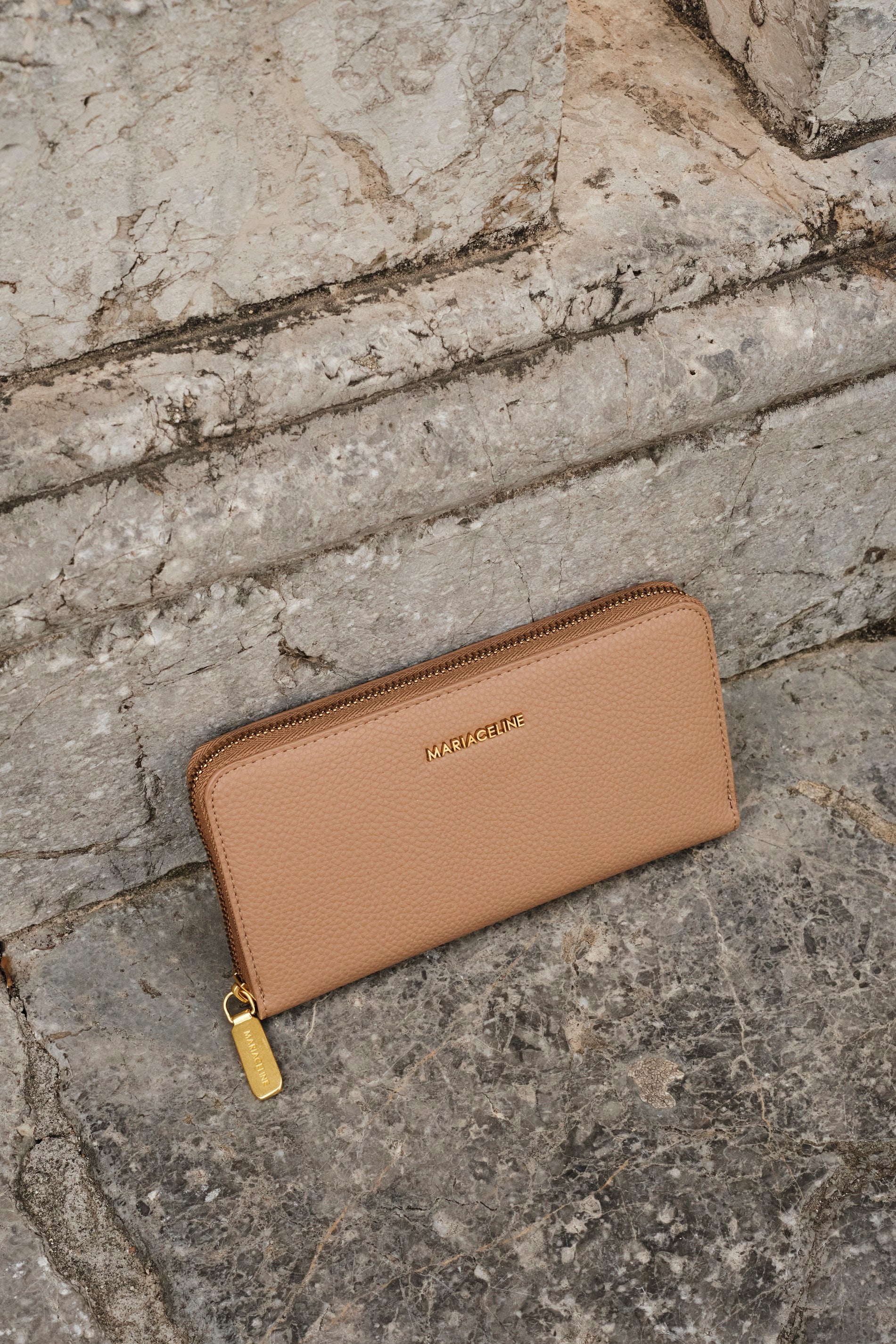 JULIE BIG ZIP WALLET