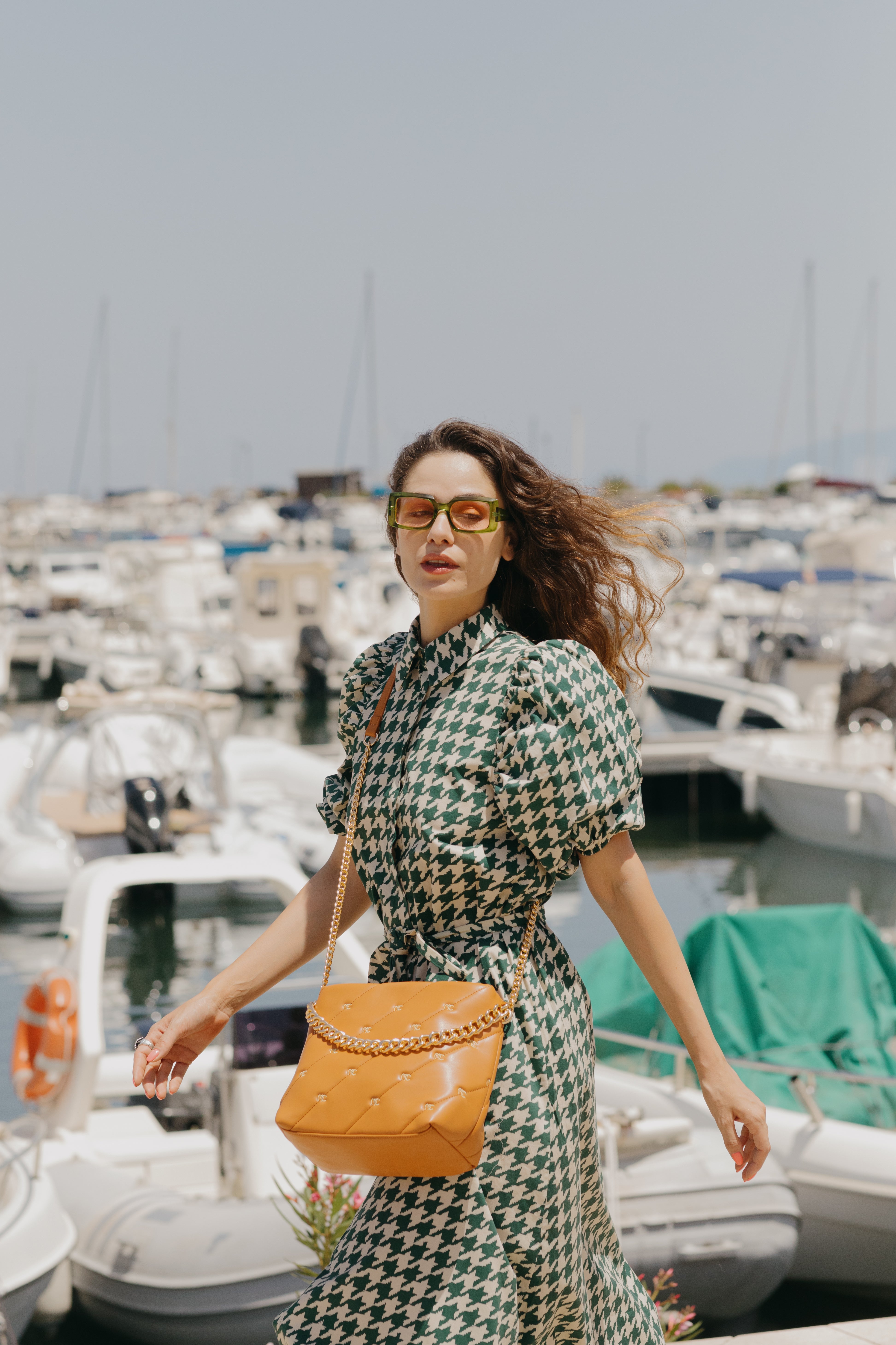 ALEX BUCKET BAG BROWN