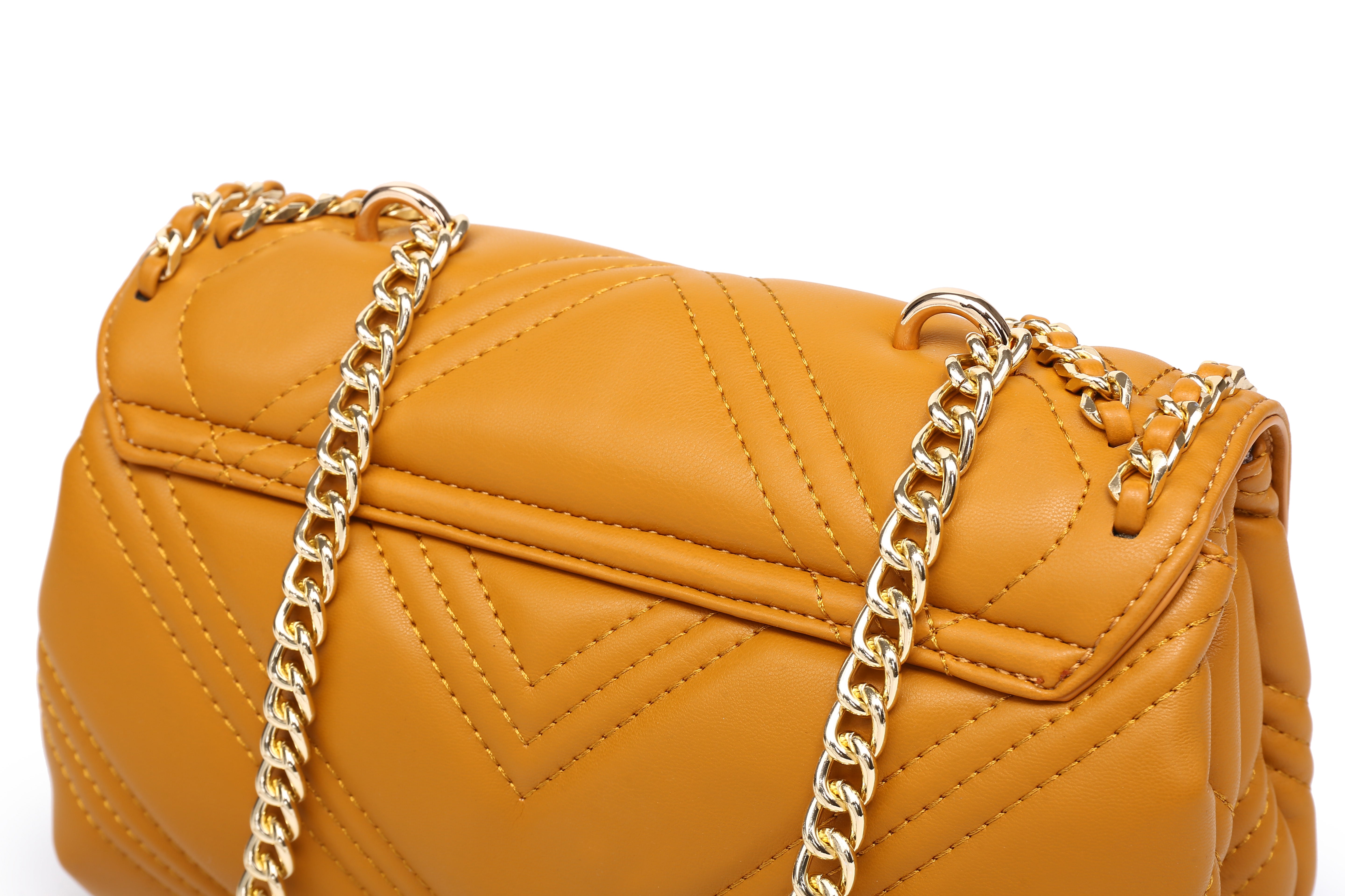 BEVERLY FLAP BAG